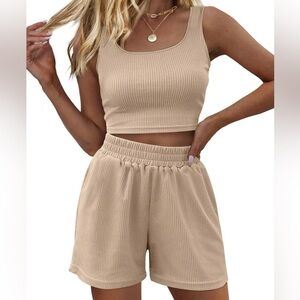 SUMMER TWO-PIECE SET. BRAND NEW, NEVER WORN!